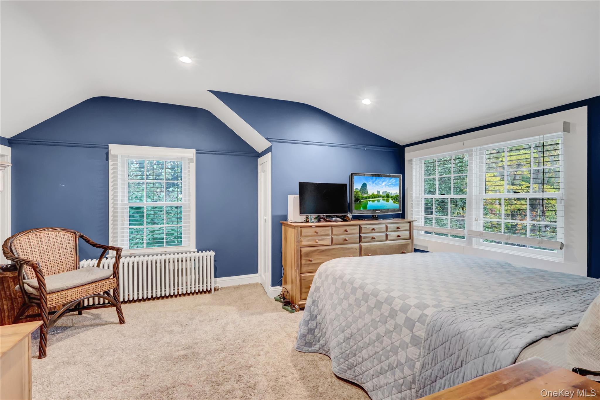 Single Family Highwood  Suffolk County, NY 11733, MLS-932014-31