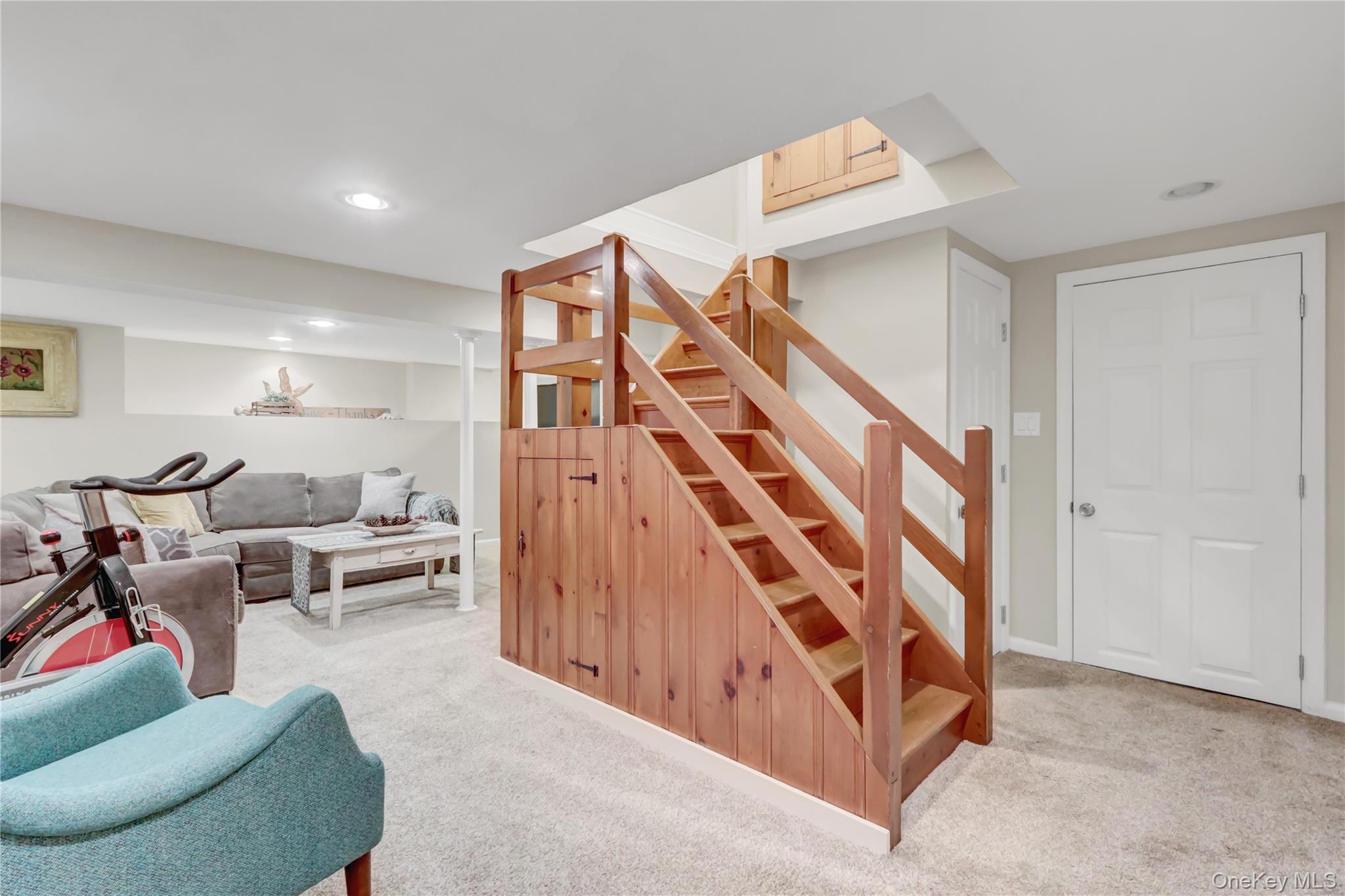 Single Family Highwood  Suffolk County, NY 11733, MLS-932014-35