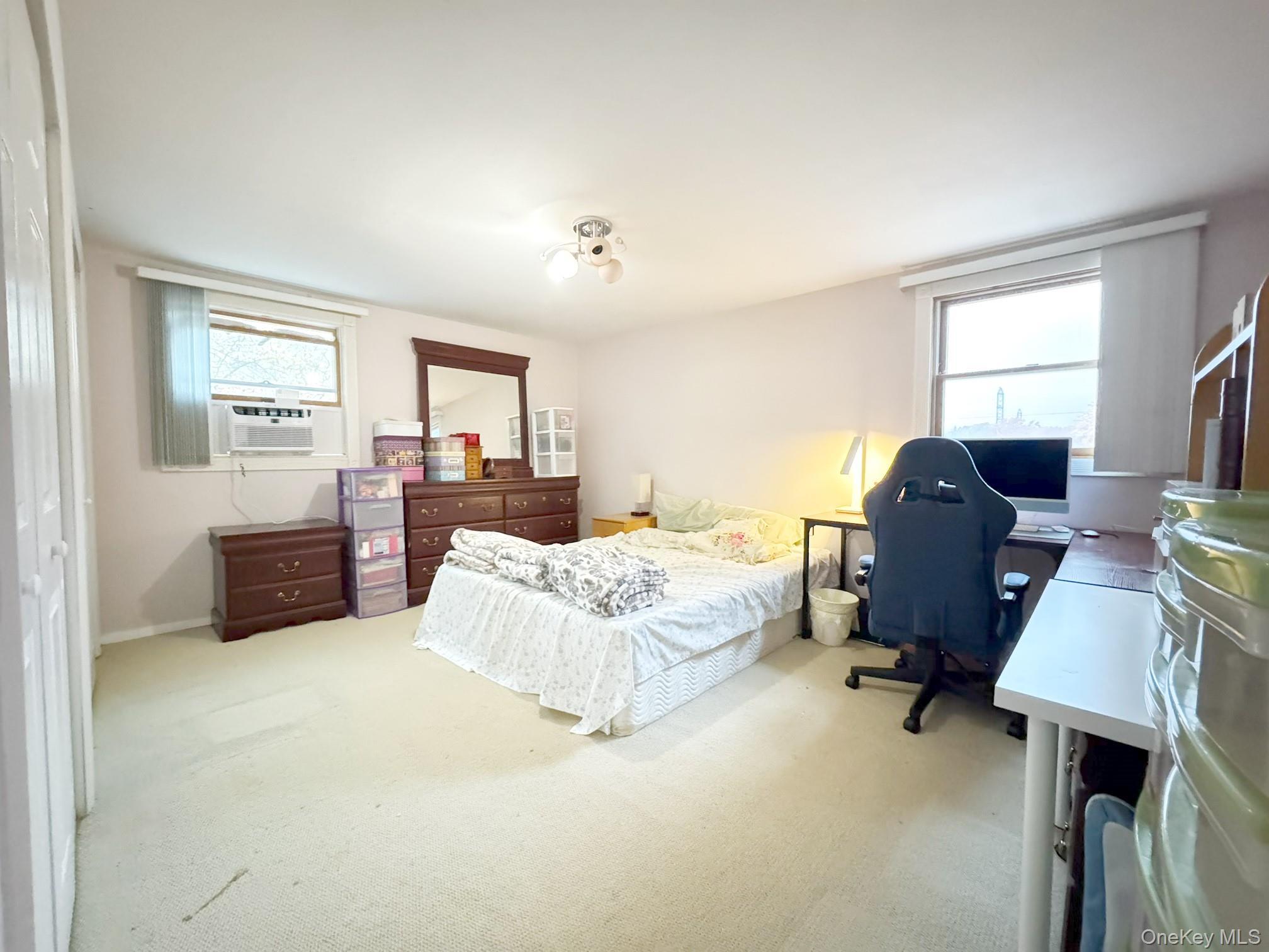 Single Family Bellwood Suffolk County, NY 11720, MLS-932023-13