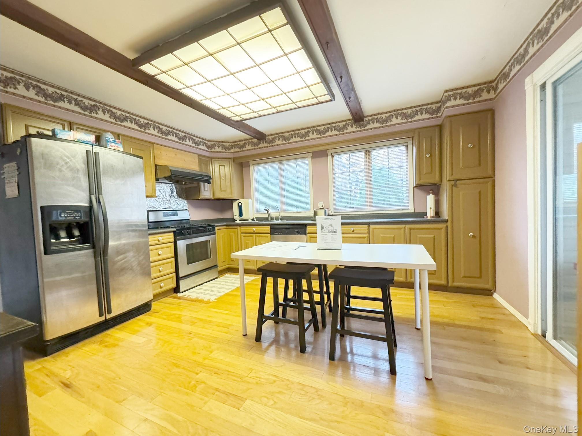 Single Family Bellwood Suffolk County, NY 11720, MLS-932023-2