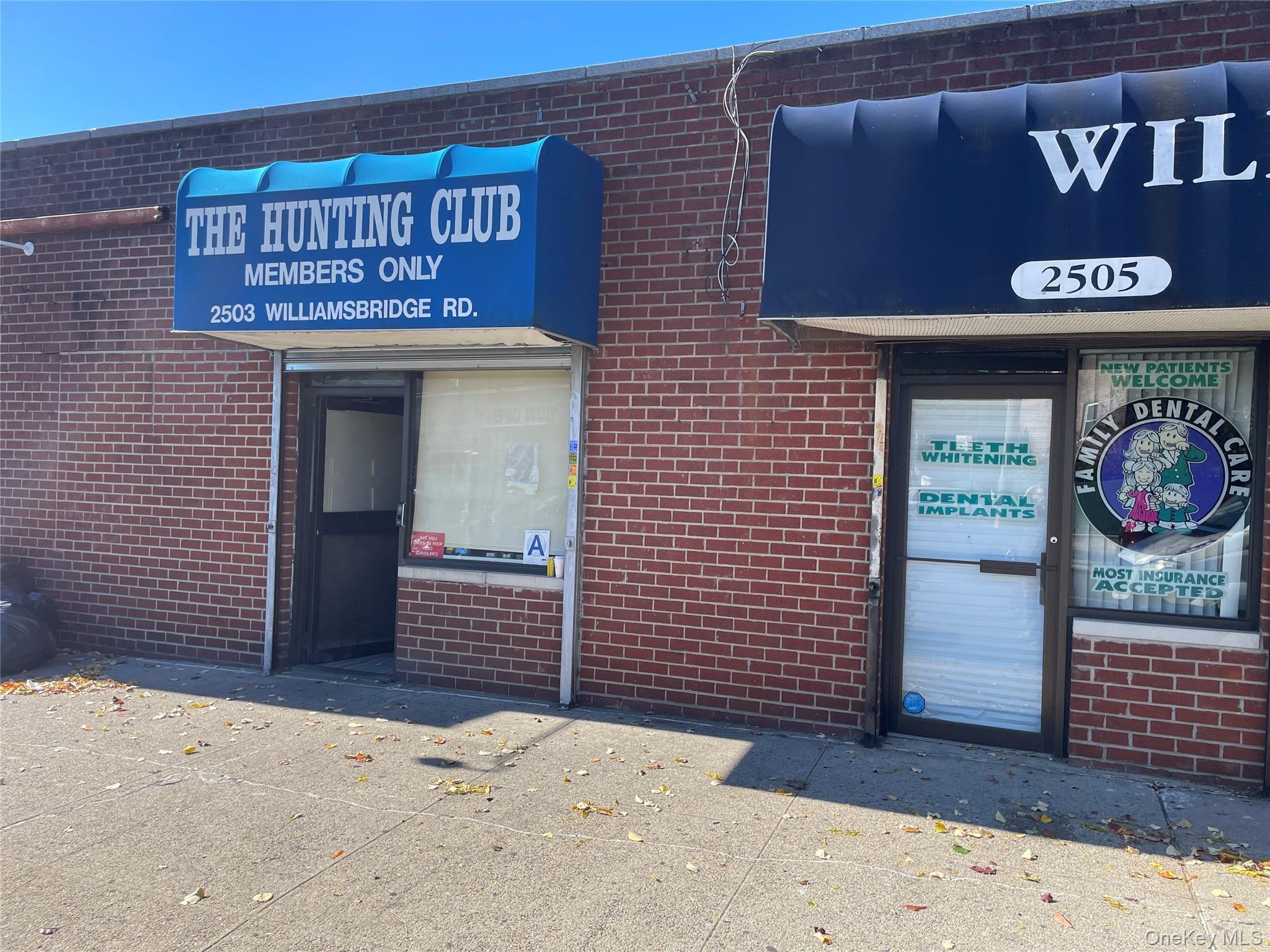 Commercial Sale Williamsbridge  Bronx, NY 10469, MLS-932038-2