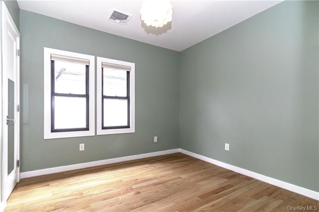 Single Family Avenue J Brooklyn, NY 11210, MLS-932062-20