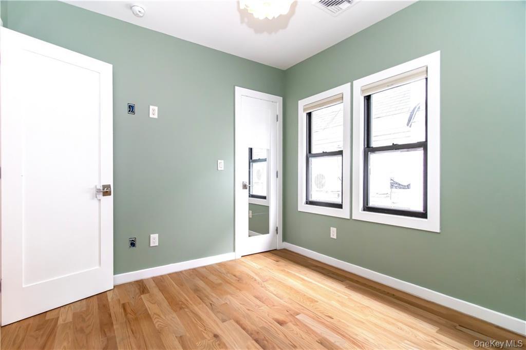 Single Family Avenue J Brooklyn, NY 11210, MLS-932062-21