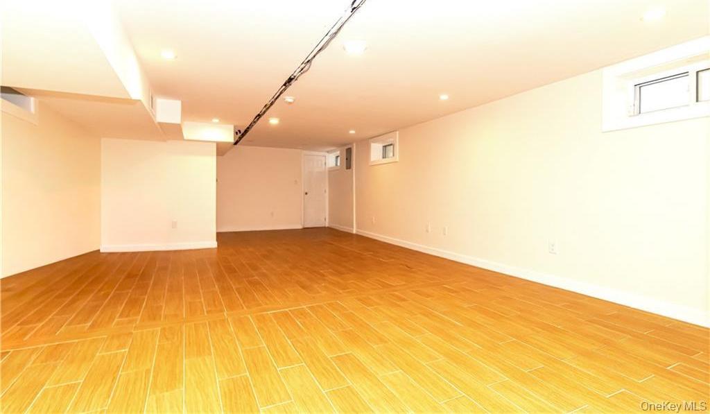 Single Family Avenue J Brooklyn, NY 11210, MLS-932062-30