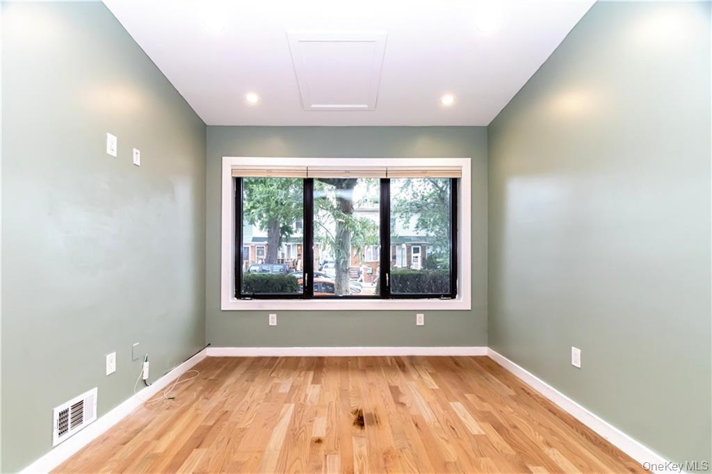 Single Family Avenue J Brooklyn, NY 11210, MLS-932062-7