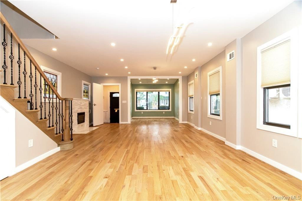 Single Family Avenue J Brooklyn, NY 11210, MLS-932062-8