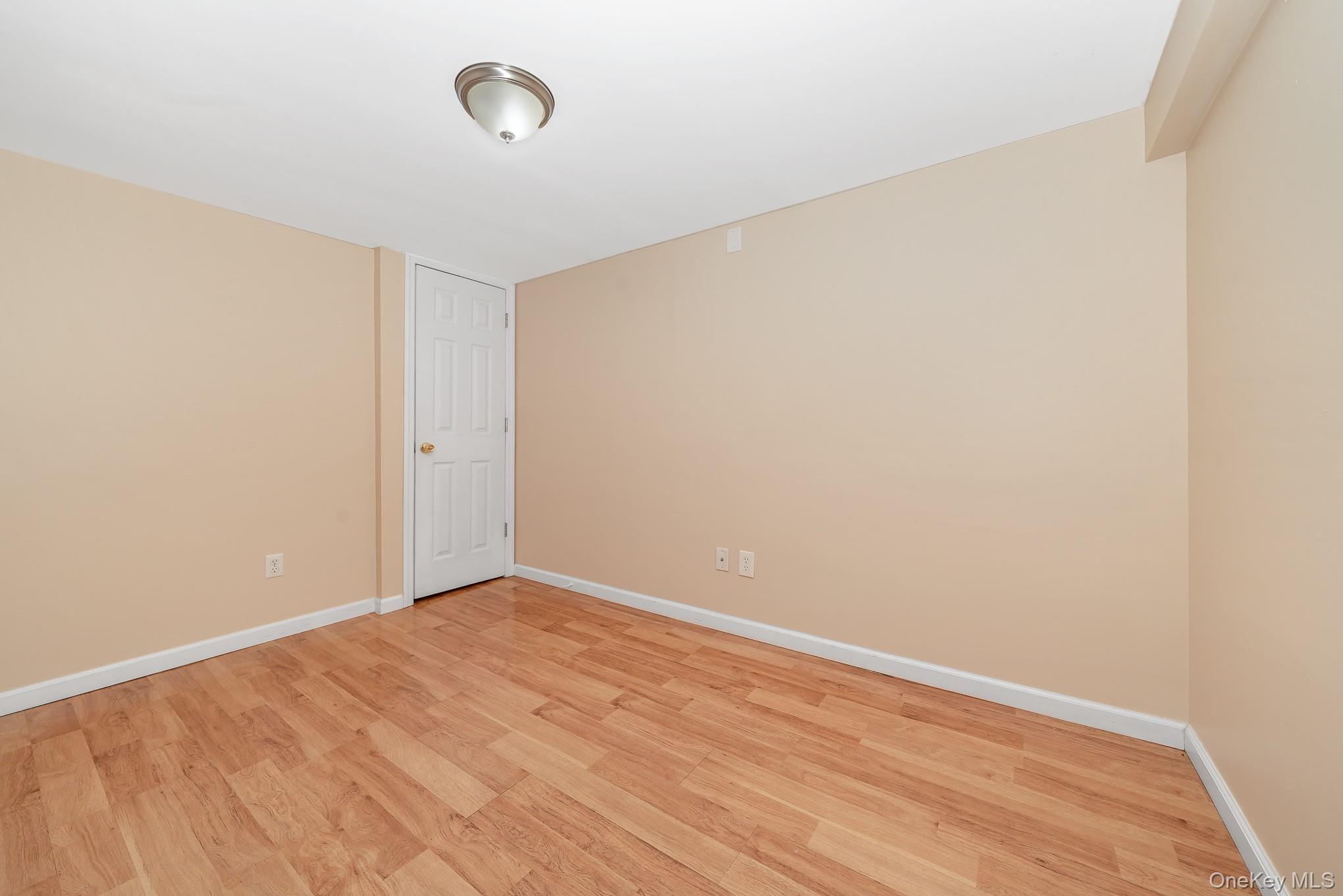 Single Family 1st  Suffolk County, NY 11717, MLS-932073-33