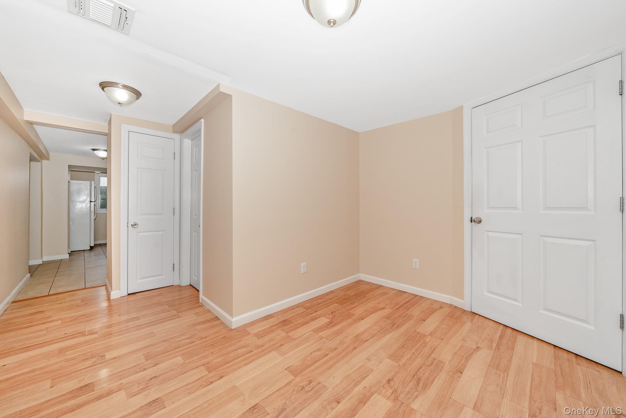 Single Family 1st  Suffolk County, NY 11717, MLS-932073-34