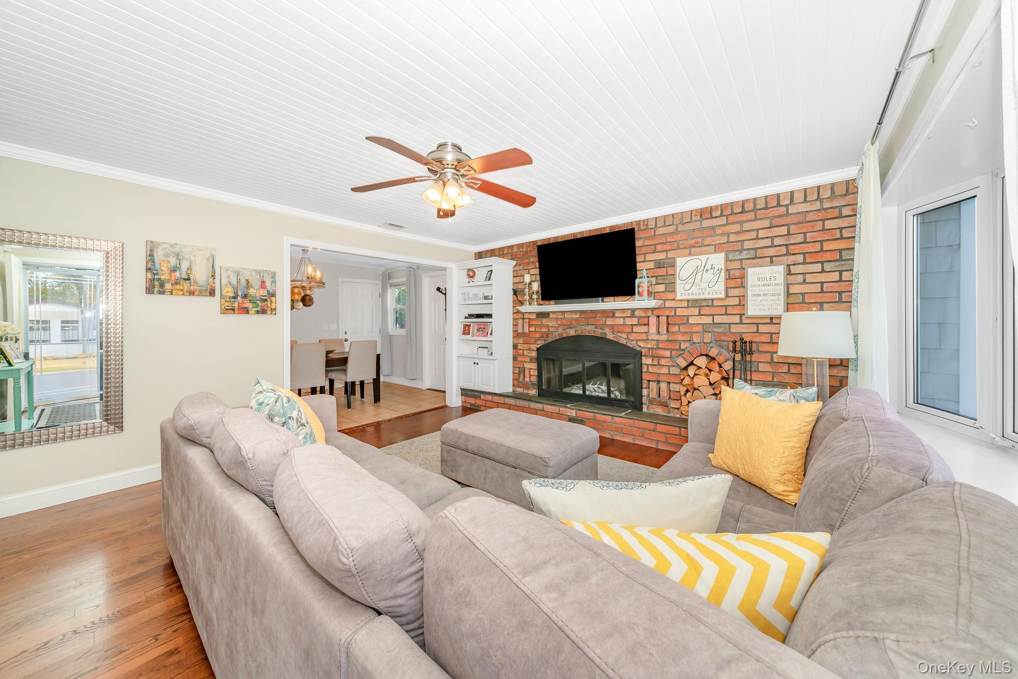 Single Family 1st  Suffolk County, NY 11717, MLS-932073-7