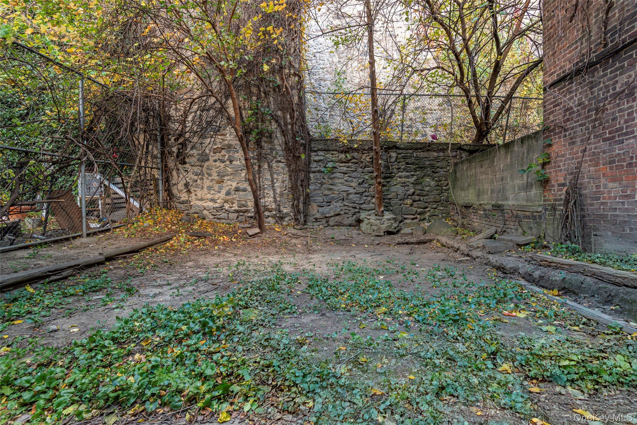 Single Family Heath Avenue Bronx, NY 10463, MLS-932079-35