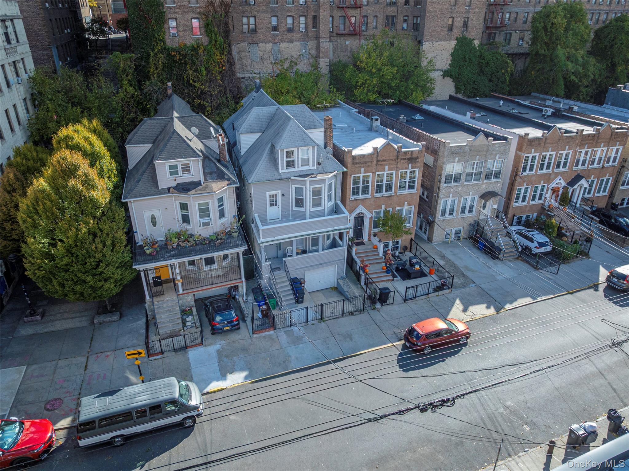 Single Family Heath Avenue Bronx, NY 10463, MLS-932079-40