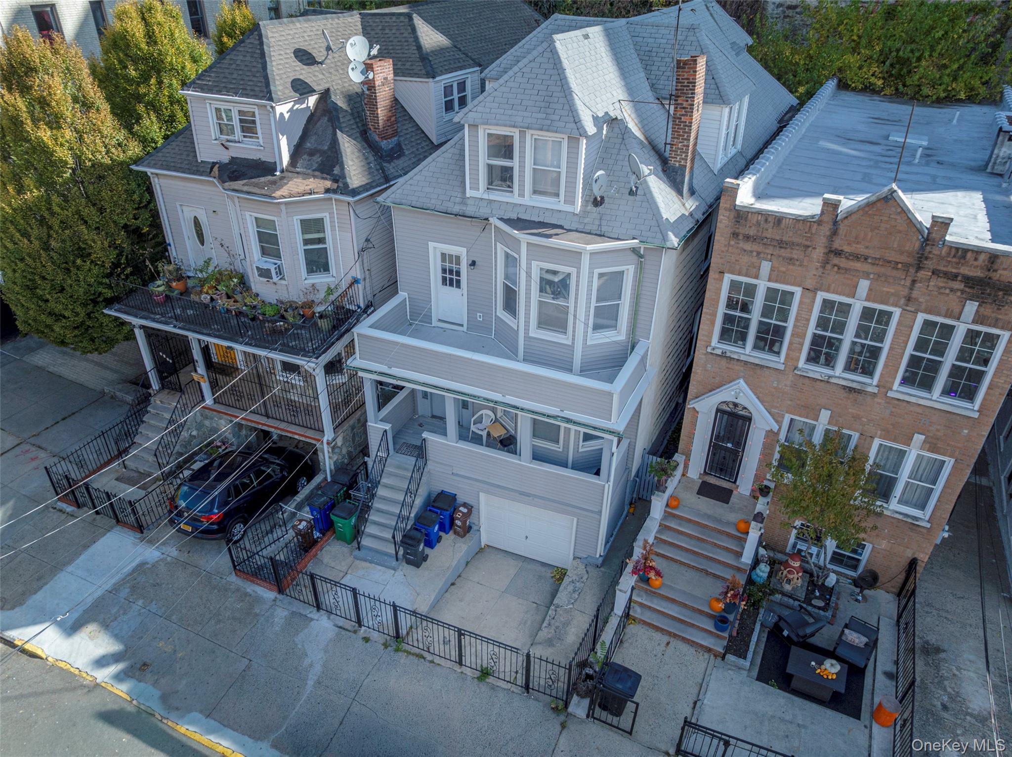 Single Family Heath Avenue  Bronx, NY 10463, MLS-932079-41