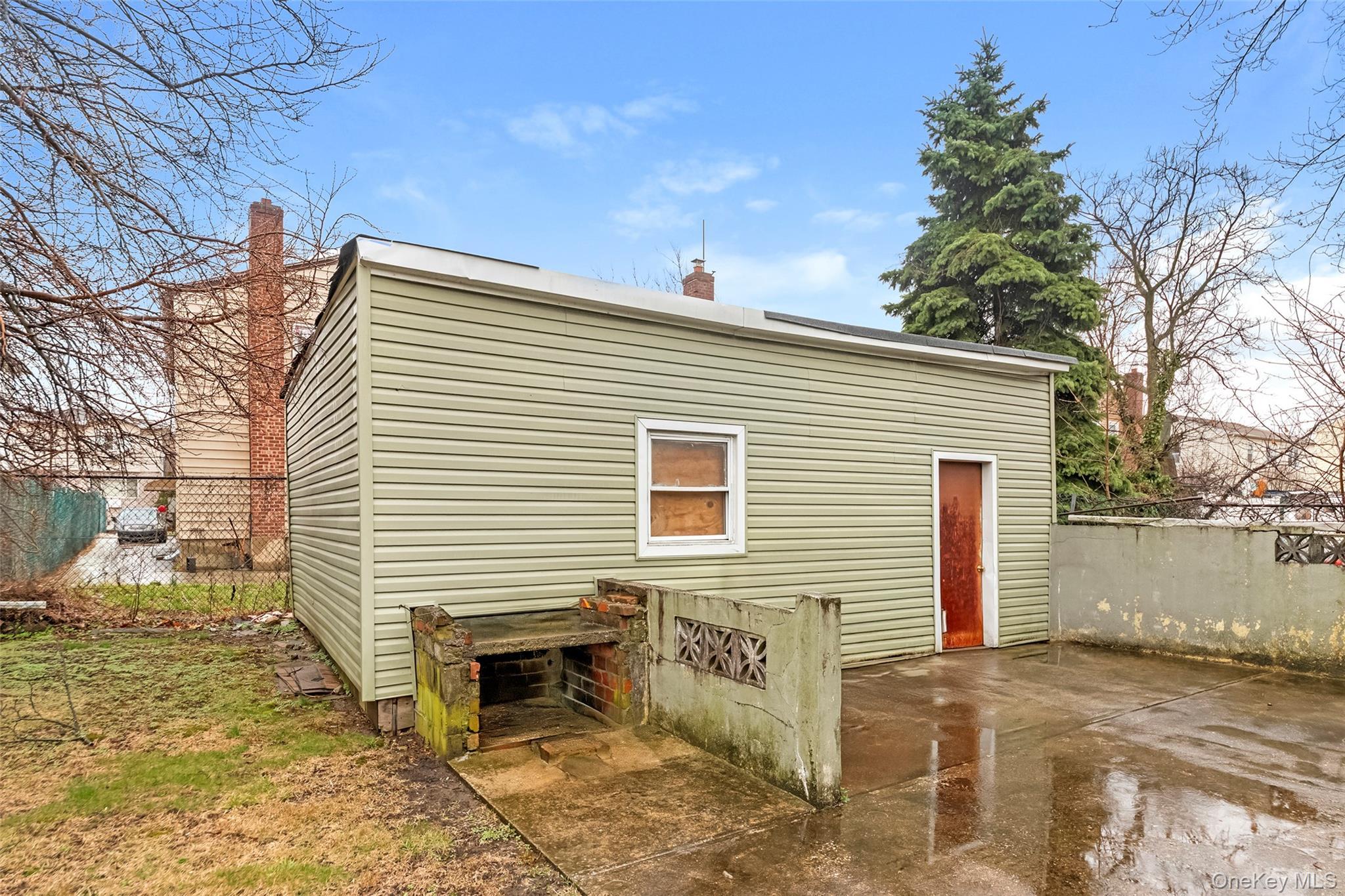 Single Family Gipson  Queens, NY 11691, MLS-932081-8