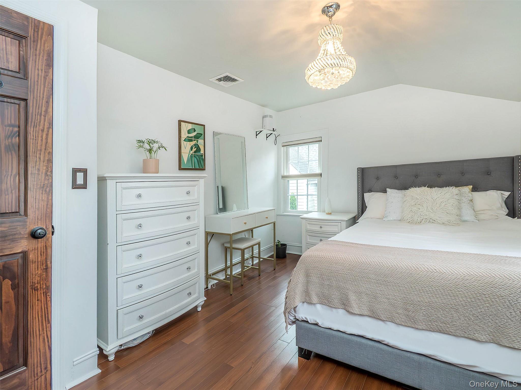 Single Family Highland Nassau County, NY 11050, MLS-932093-13