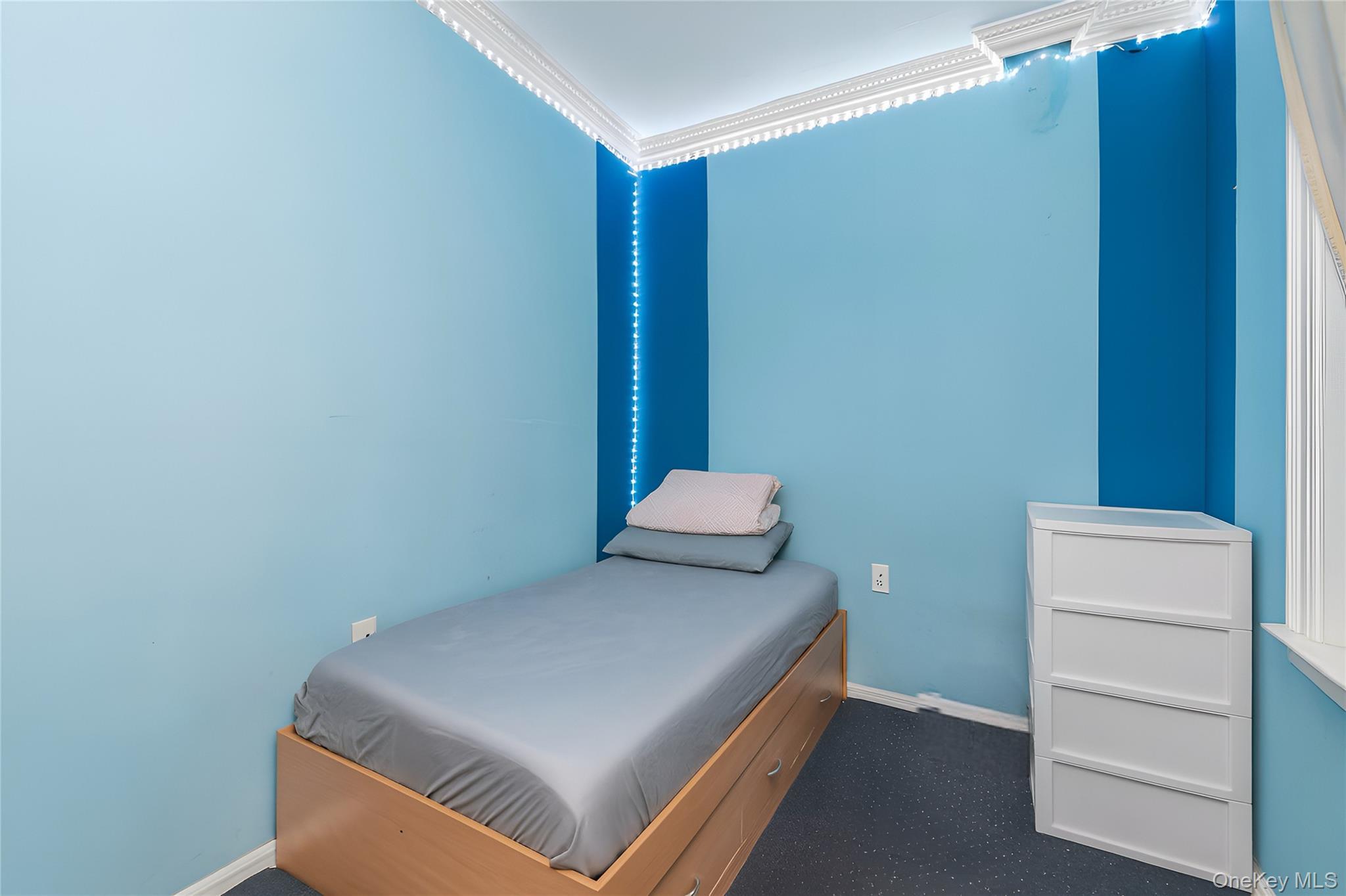 Condo 34th  Queens, NY 11372, MLS-932095-11