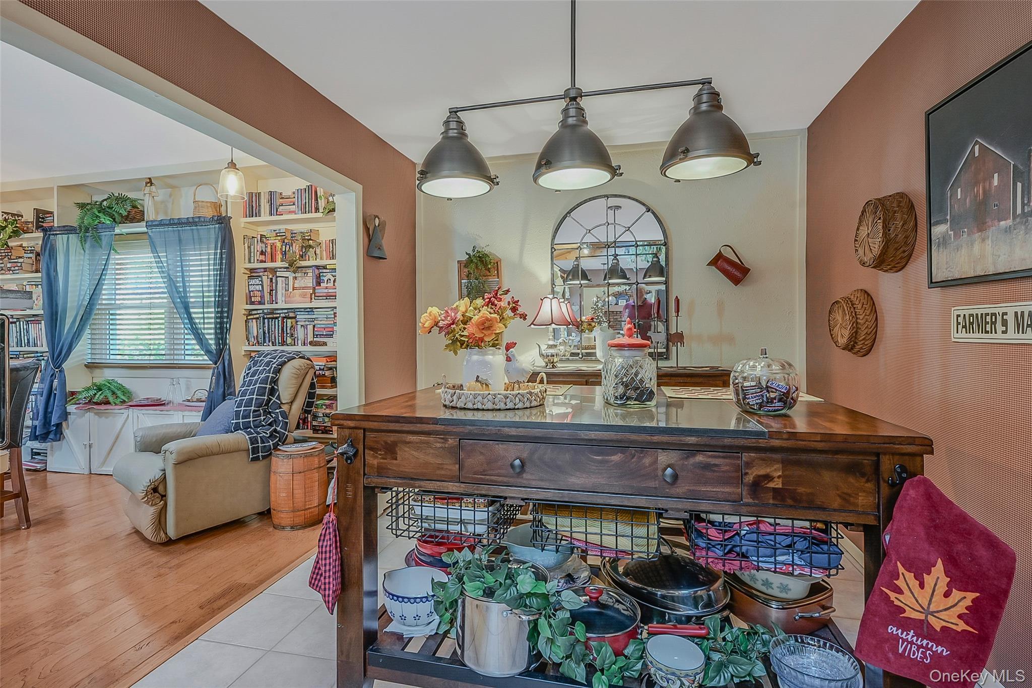 Single Family Washington Heights  Suffolk County, NY 11784, MLS-932121-15