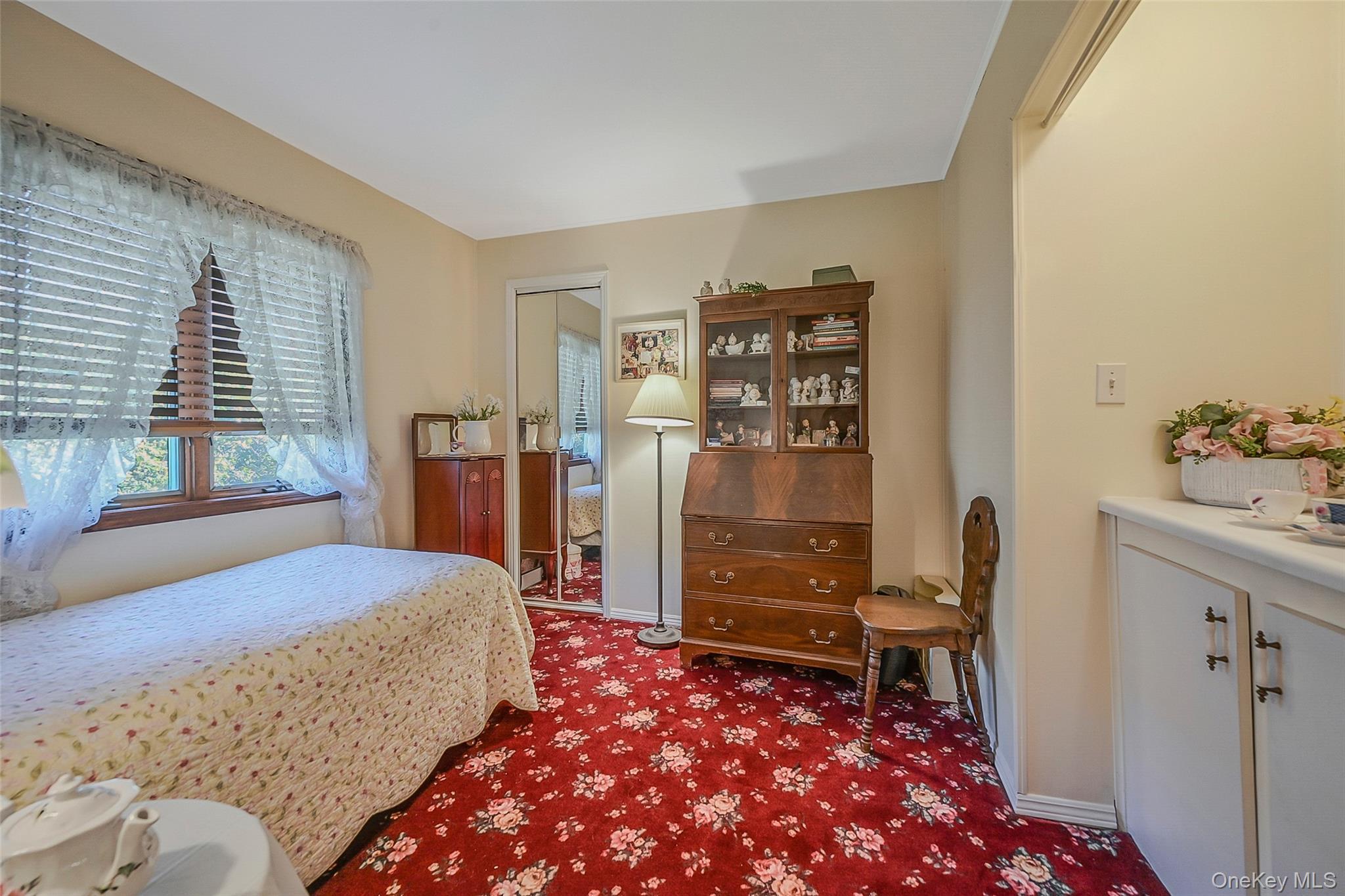 Single Family Washington Heights  Suffolk County, NY 11784, MLS-932121-21