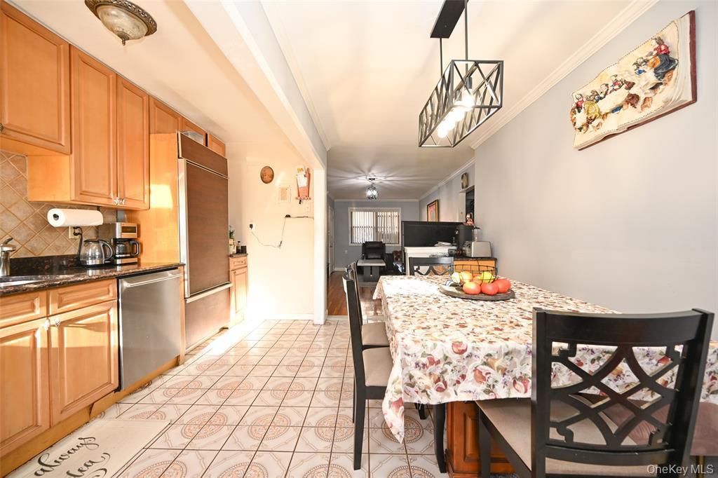 Coop 150th Queens, NY 11367, MLS-932122-8