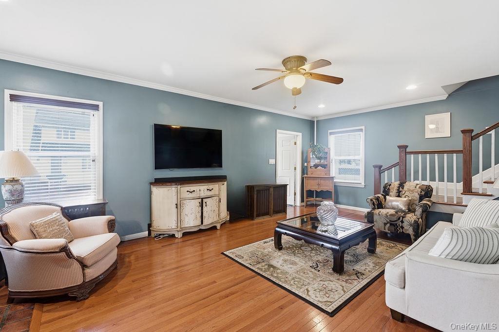 Single Family 99th  Queens, NY 11414, MLS-932136-5