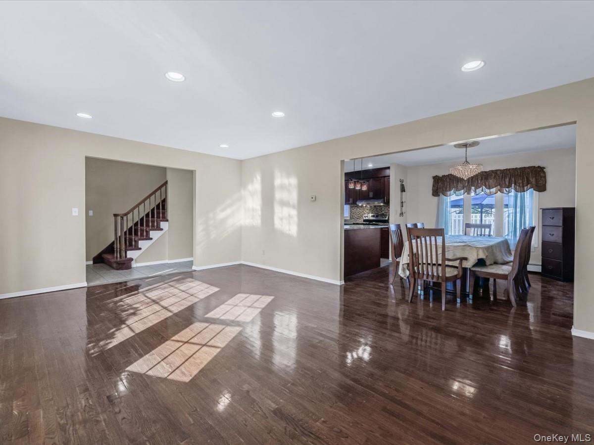 Single Family Paul Suffolk County, NY 11703, MLS-932138-12