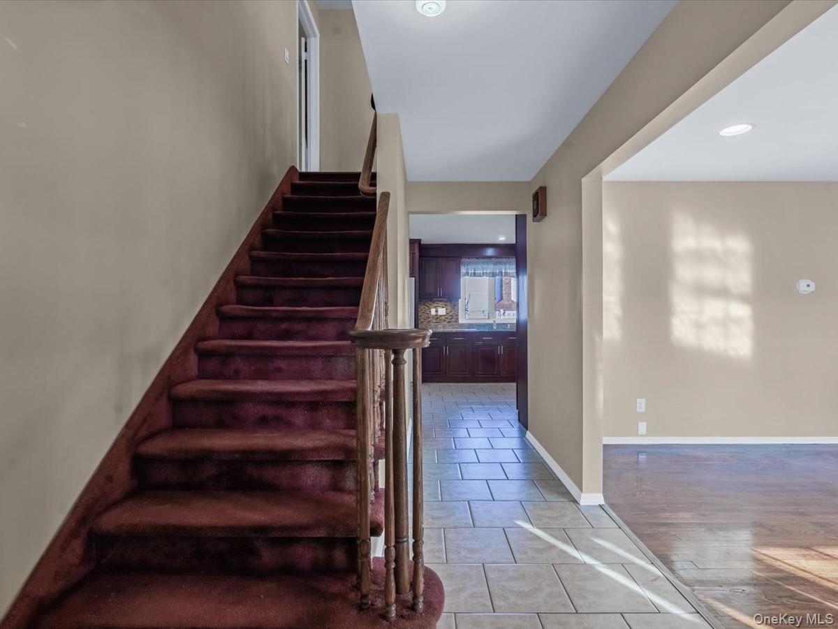 Single Family Paul Suffolk County, NY 11703, MLS-932138-13