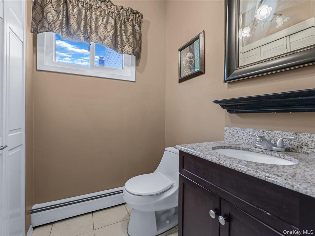 Single Family Paul Suffolk County, NY 11703, MLS-932138-16