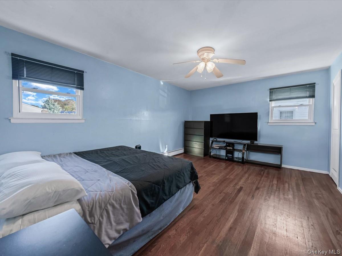 Single Family Paul Suffolk County, NY 11703, MLS-932138-21