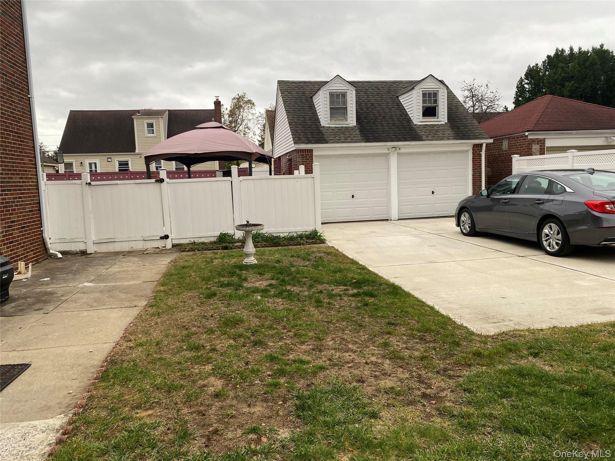 Single Family Beech  Nassau County, NY 11580, MLS-932142-7