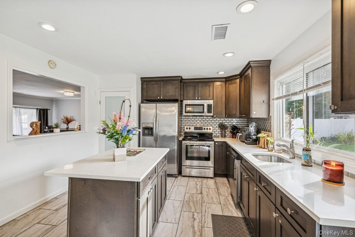 Single Family Grand Canyon  Suffolk County, NY 11727, MLS-932158-10