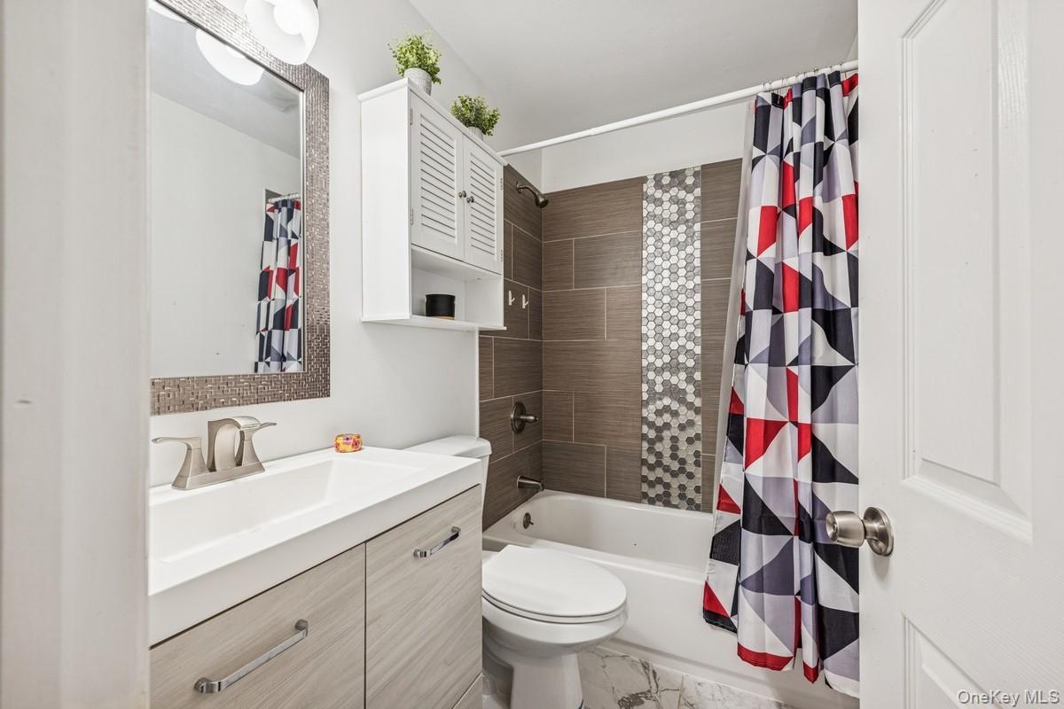 Single Family Grand Canyon  Suffolk County, NY 11727, MLS-932158-18