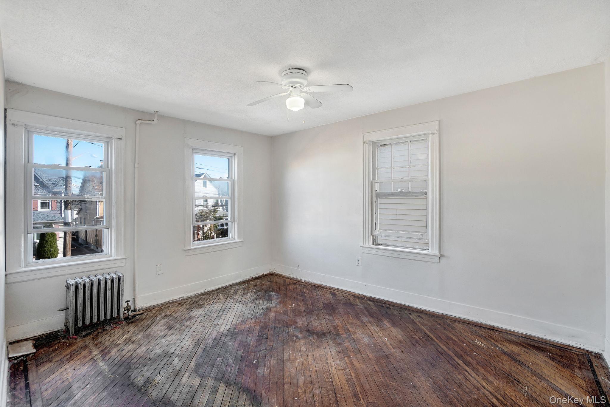 Single Family 211th St  Queens, NY 11411, MLS-932186-18