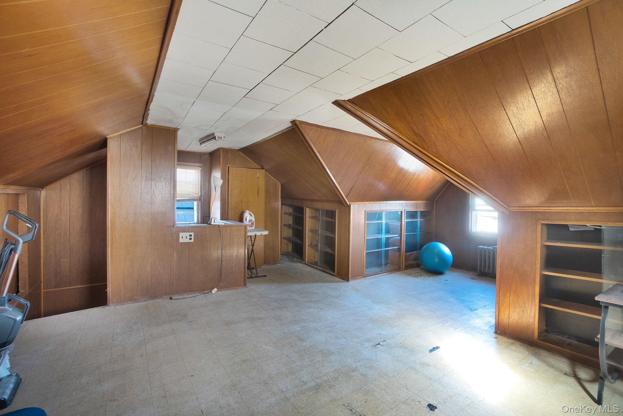 Single Family 211th St  Queens, NY 11411, MLS-932186-24