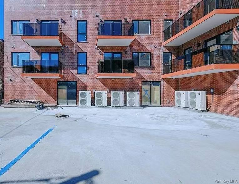 Commercial Lease Sanford  Queens, NY 11358, MLS-932204-4