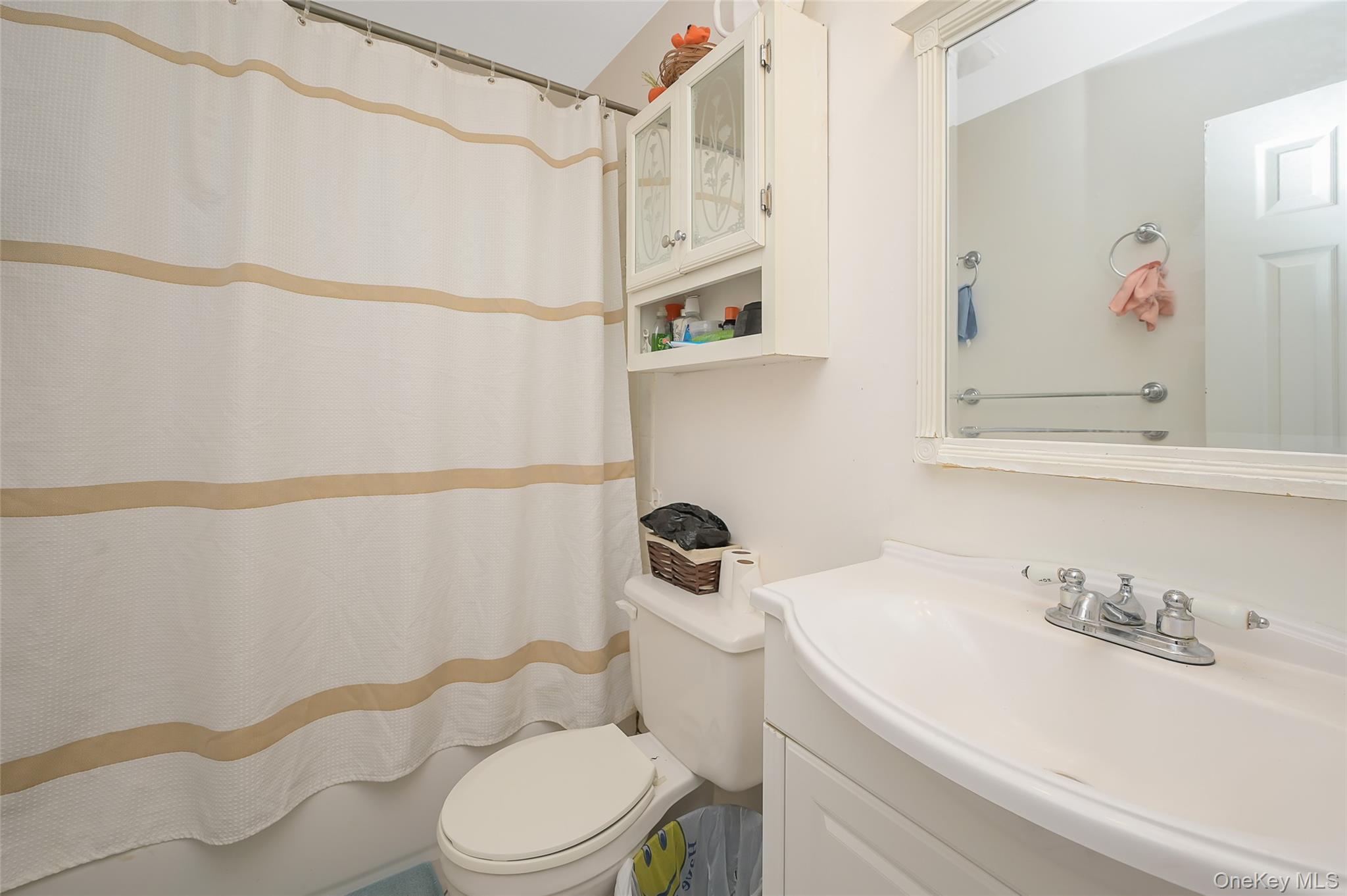 Single Family Cherry  Suffolk County, NY 11722, MLS-932233-20