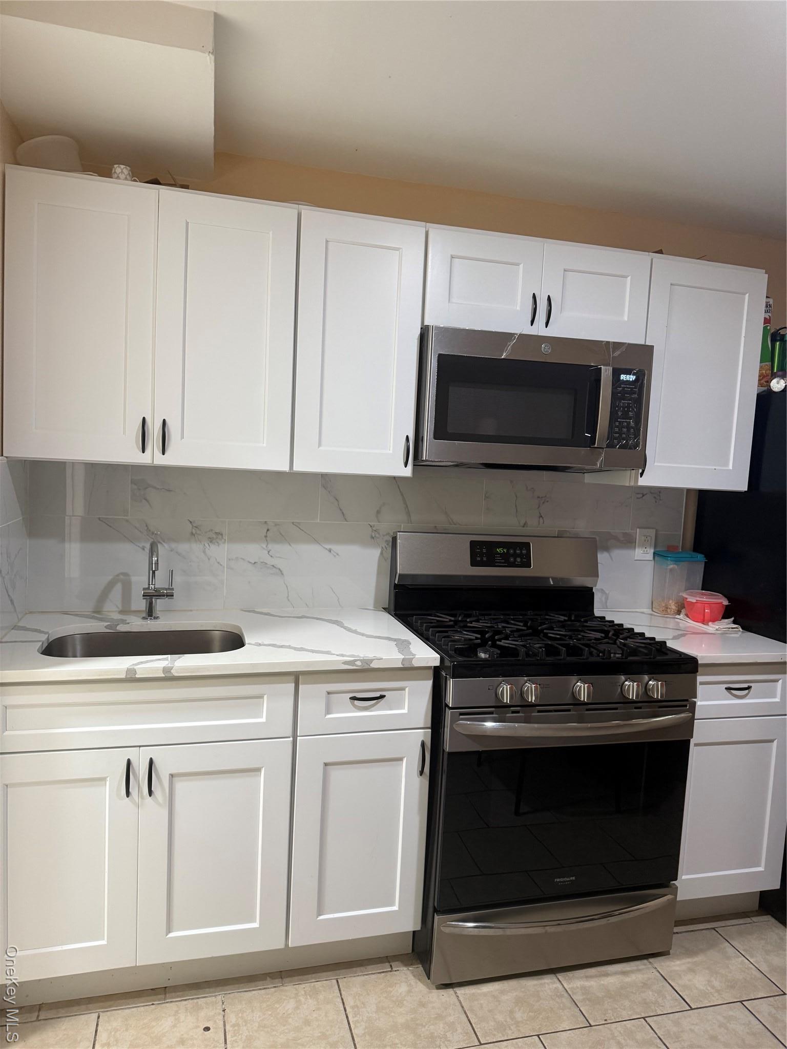 Single Family Cherry  Suffolk County, NY 11722, MLS-932233-24