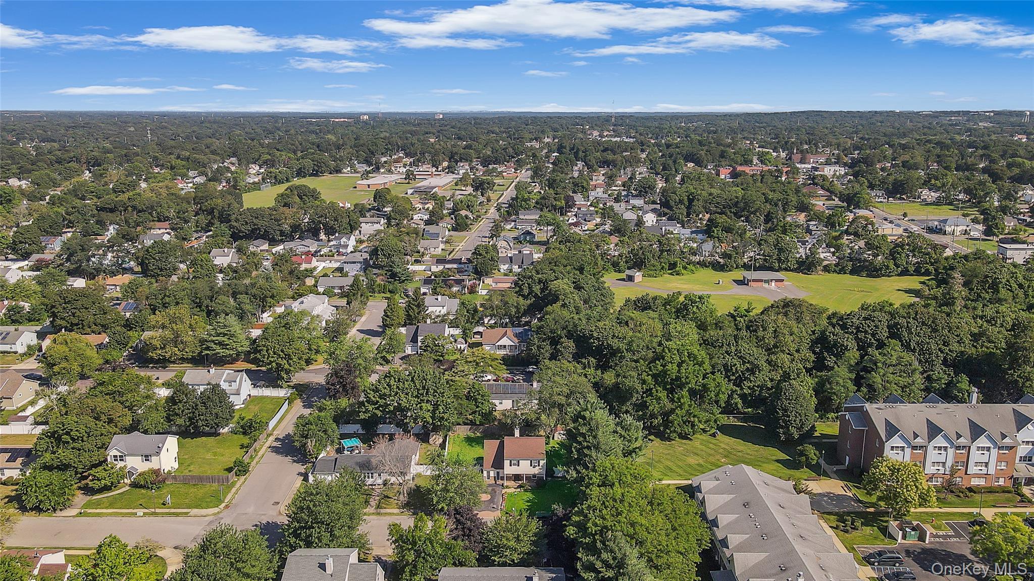 Single Family Cherry  Suffolk County, NY 11722, MLS-932233-26