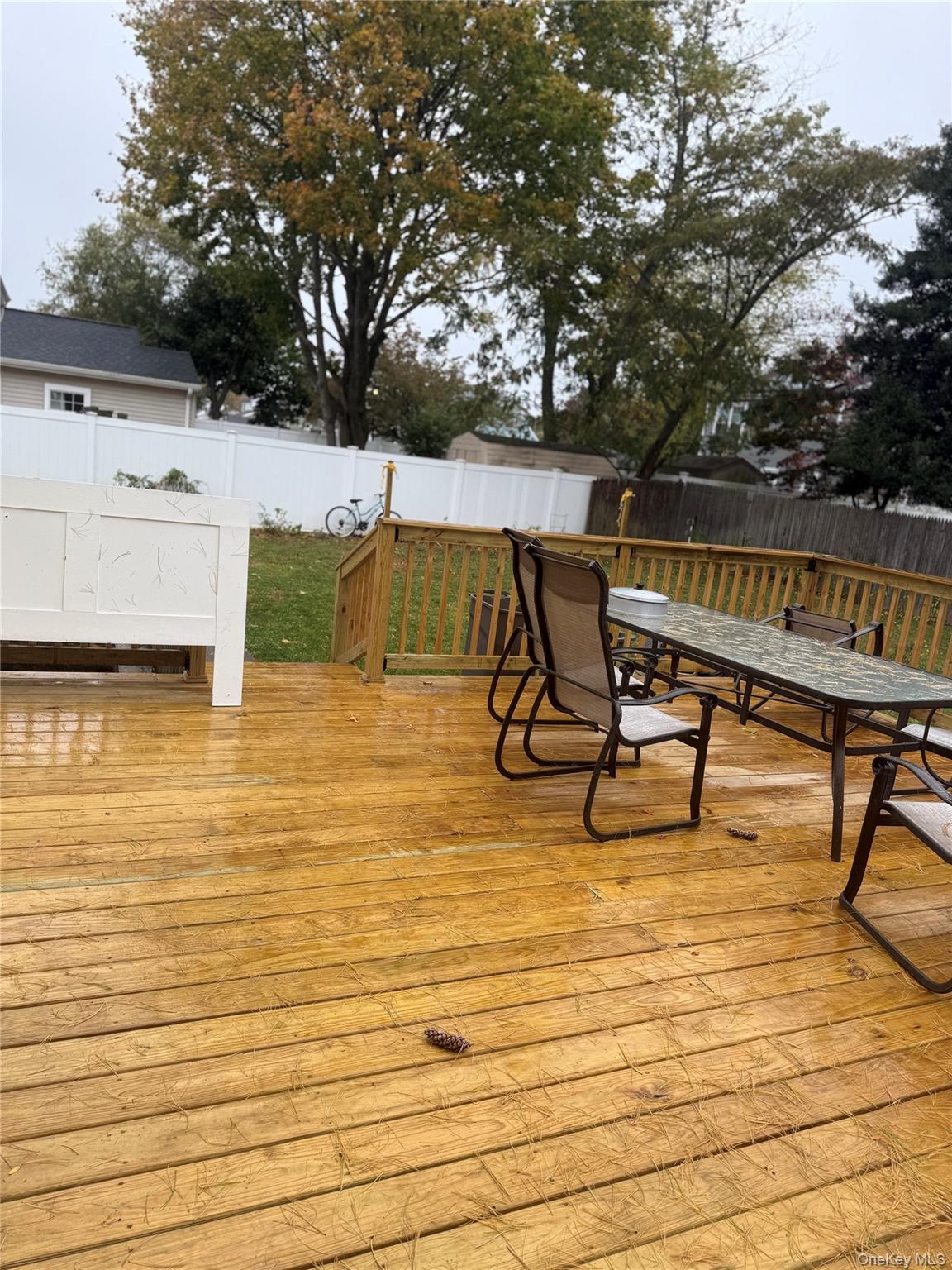 Single Family Cherry  Suffolk County, NY 11722, MLS-932233-32