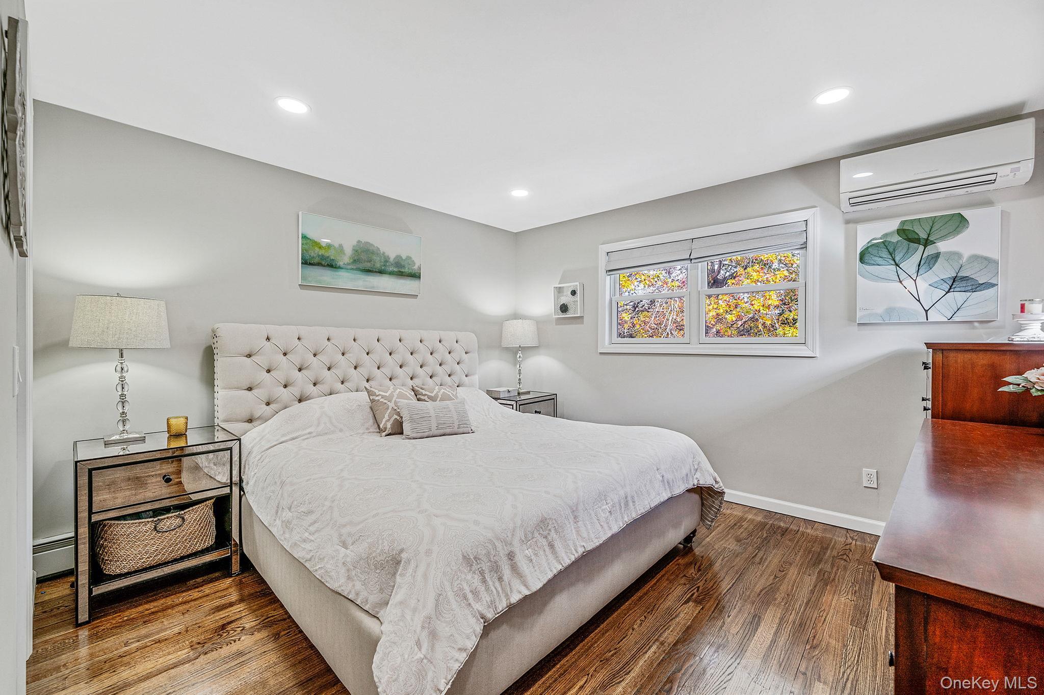 Single Family Franklyn  Suffolk County, NY 11716, MLS-932237-14