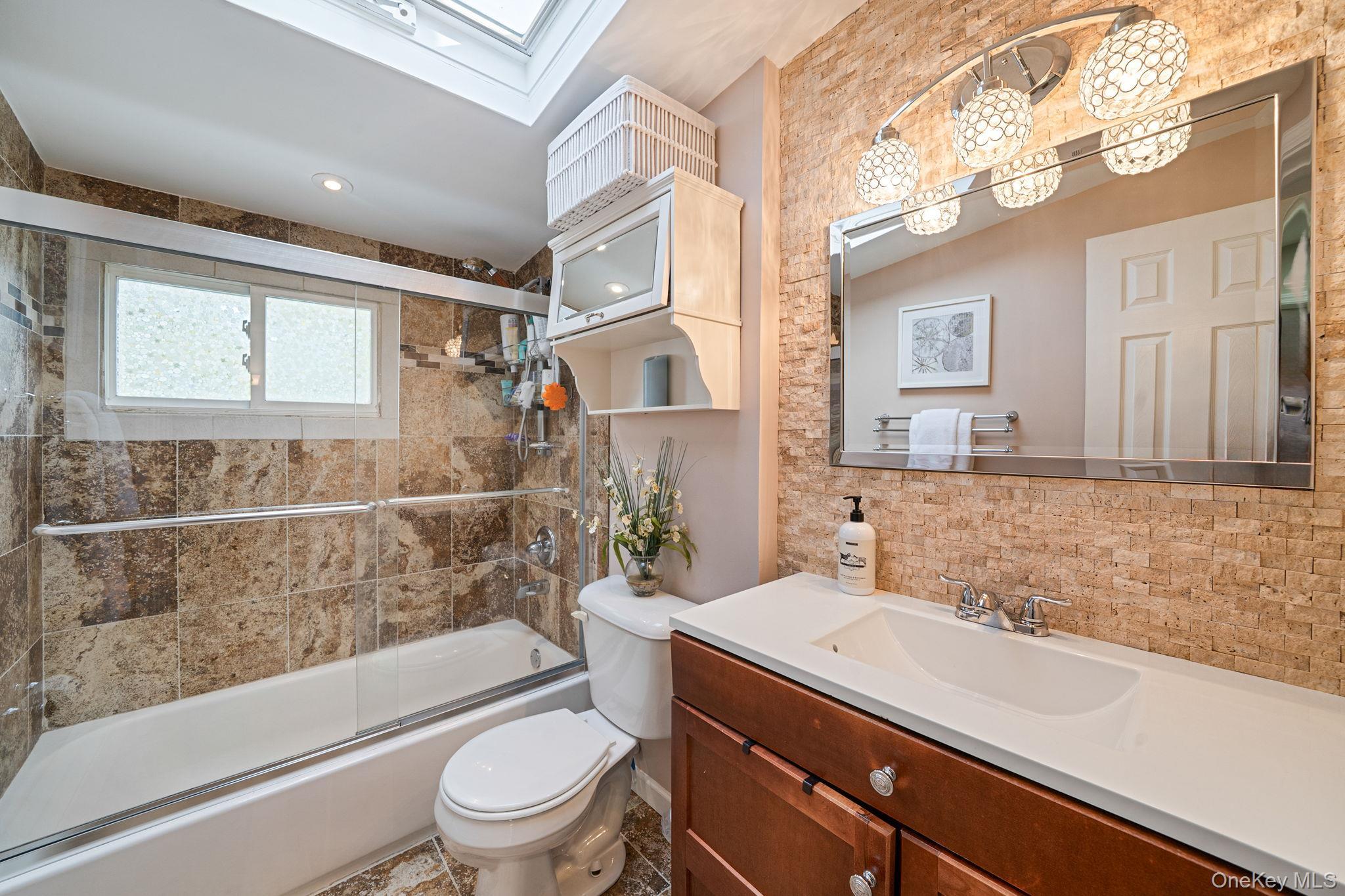 Single Family Franklyn  Suffolk County, NY 11716, MLS-932237-19