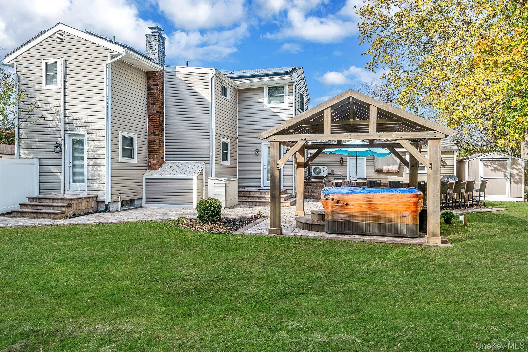 Single Family Franklyn  Suffolk County, NY 11716, MLS-932237-28