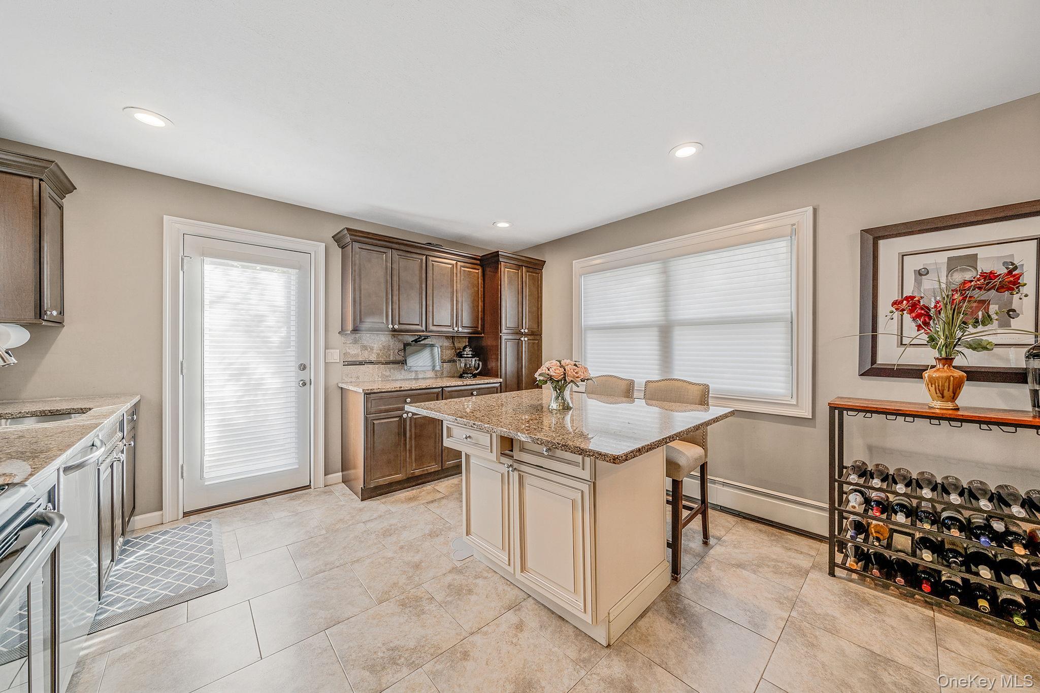 Single Family Franklyn  Suffolk County, NY 11716, MLS-932237-7