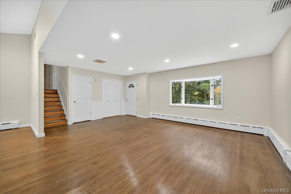 Single Family Hillside Westchester County, NY 10591, MLS-932261-4