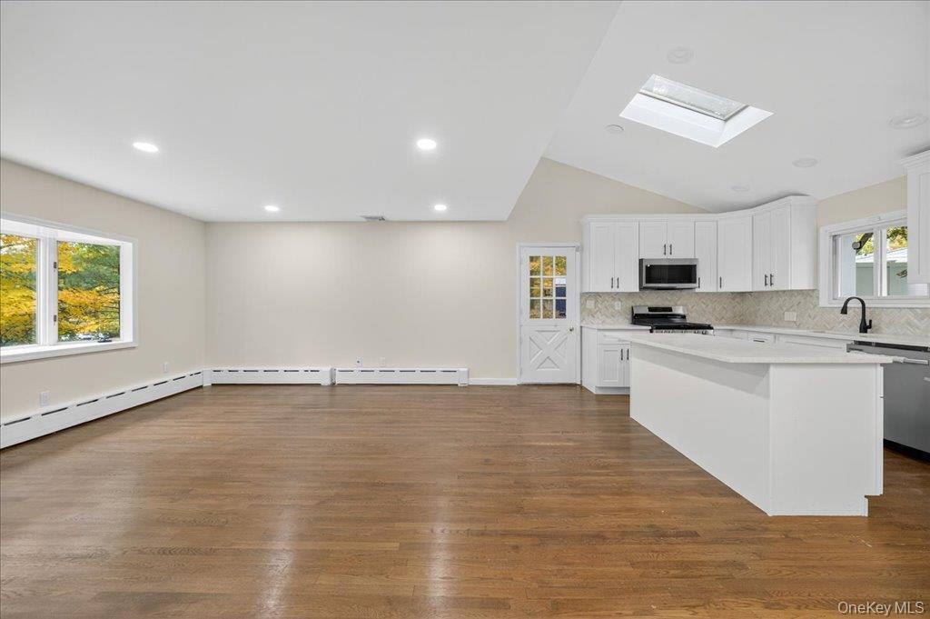 Single Family Hillside Westchester County, NY 10591, MLS-932261-8