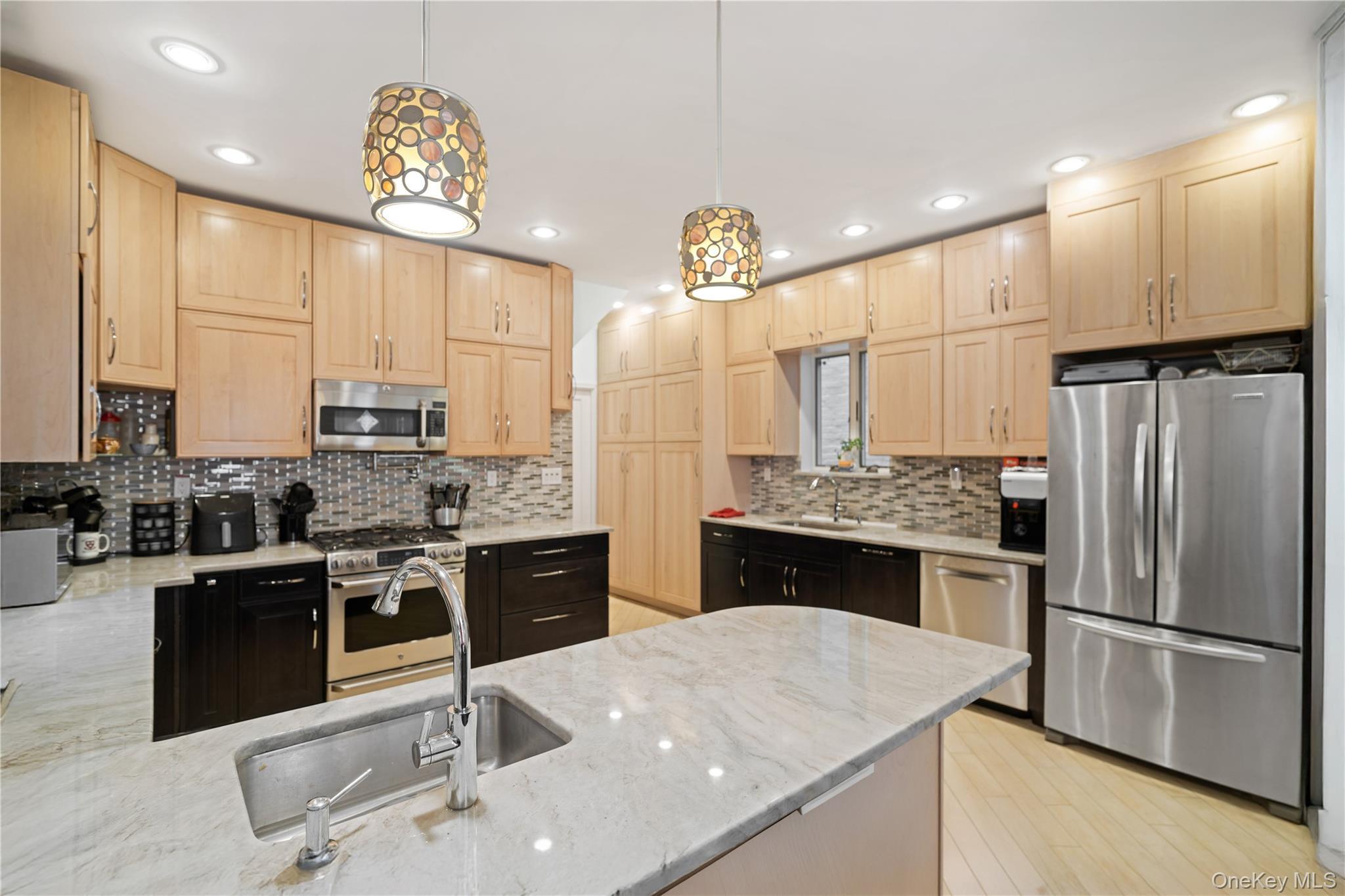 Single Family 29th  Brooklyn, NY 11229, MLS-932276-5