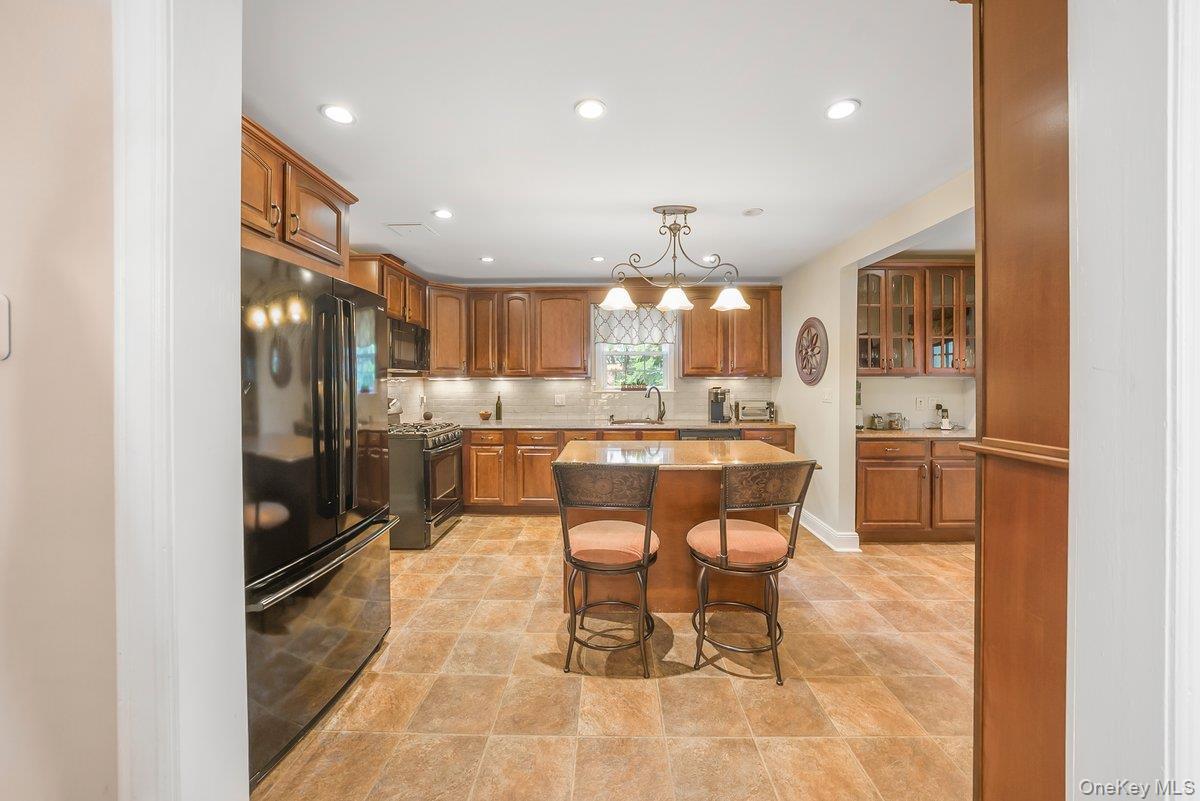 Single Family Huntington  Westchester County, NY 10704, MLS-932294-12