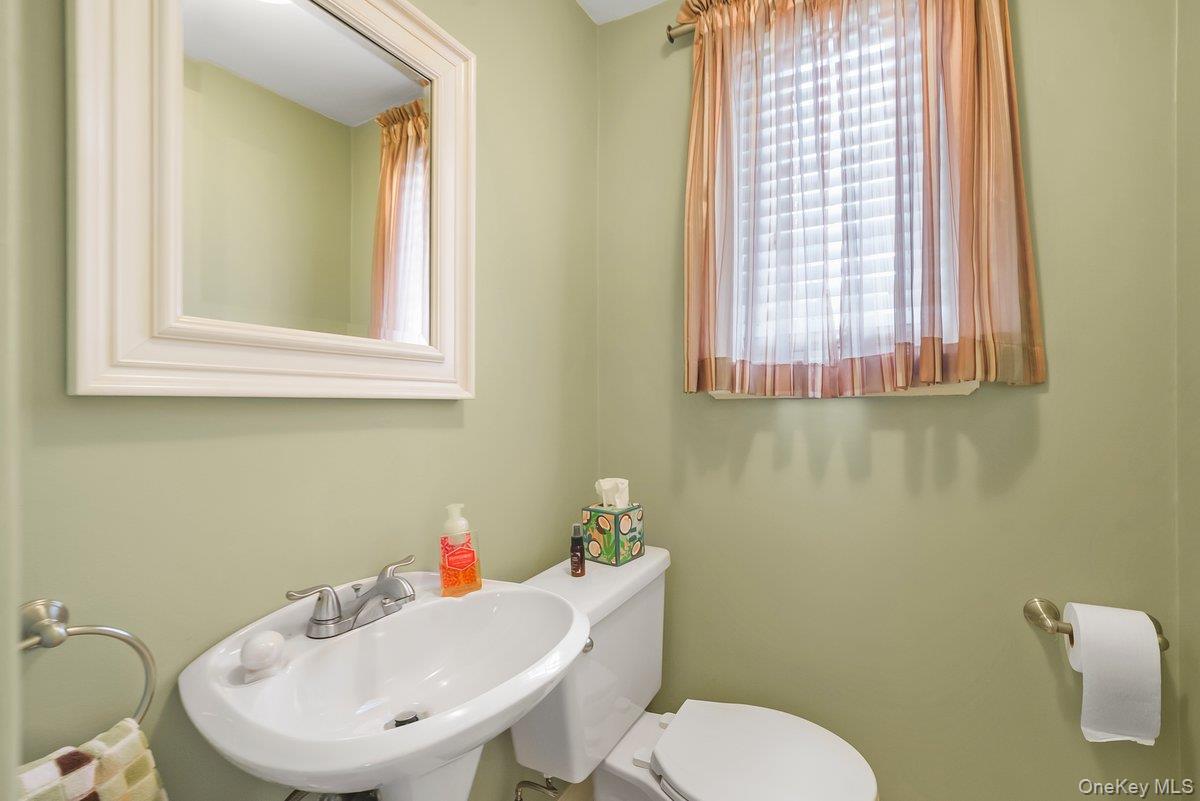 Single Family Huntington  Westchester County, NY 10704, MLS-932294-16