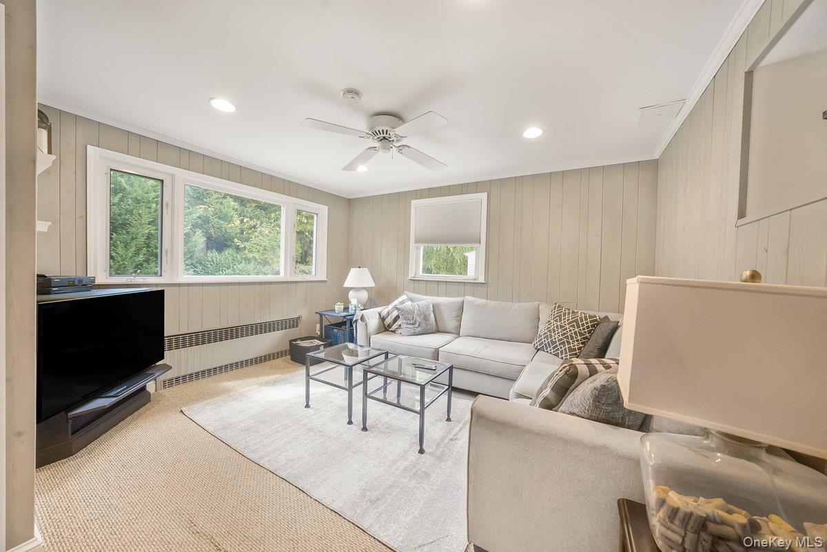 Single Family Huntington  Westchester County, NY 10704, MLS-932294-23