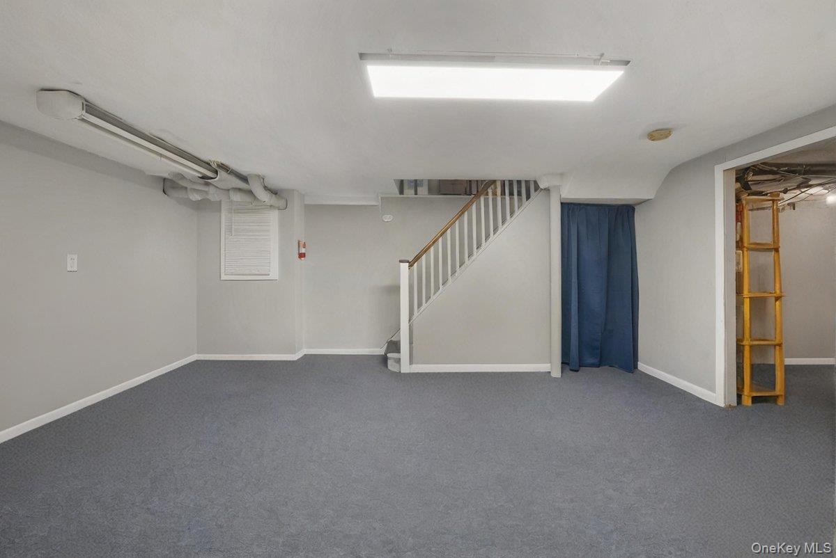 Single Family Huntington  Westchester County, NY 10704, MLS-932294-36