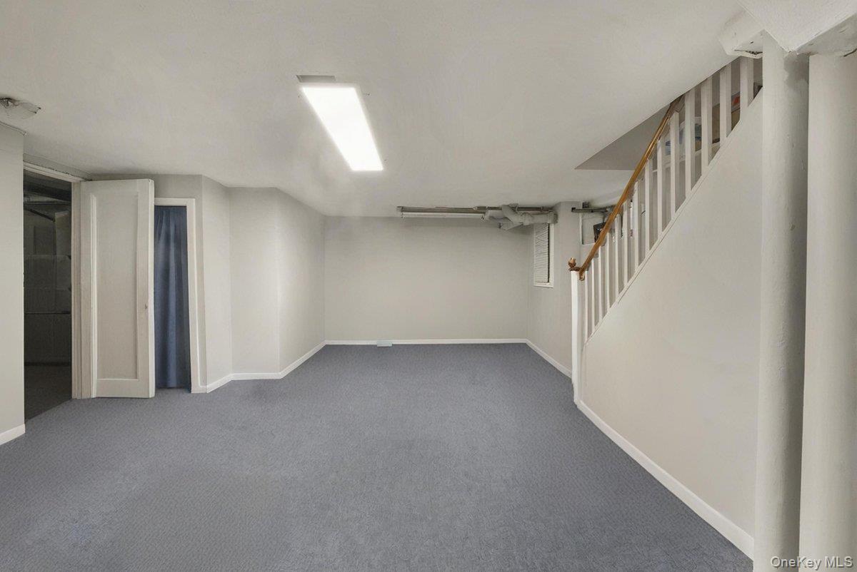 Single Family Huntington  Westchester County, NY 10704, MLS-932294-37