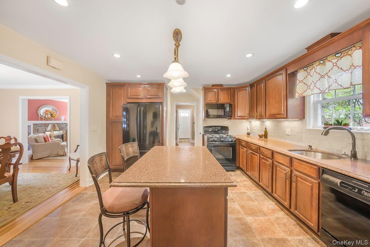 Single Family Huntington  Westchester County, NY 10704, MLS-932294-9